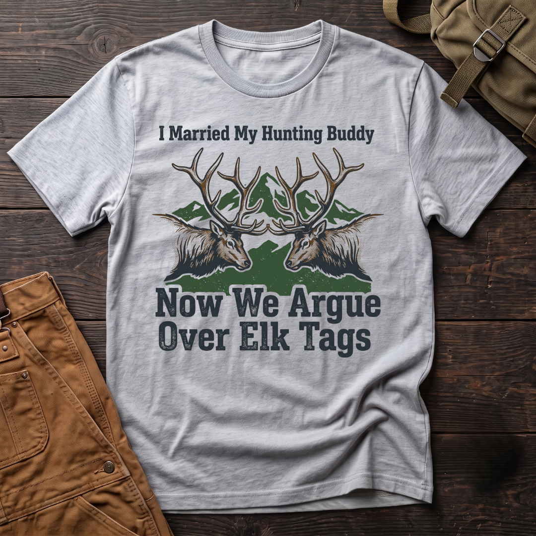 I married my hunting body T-shirt