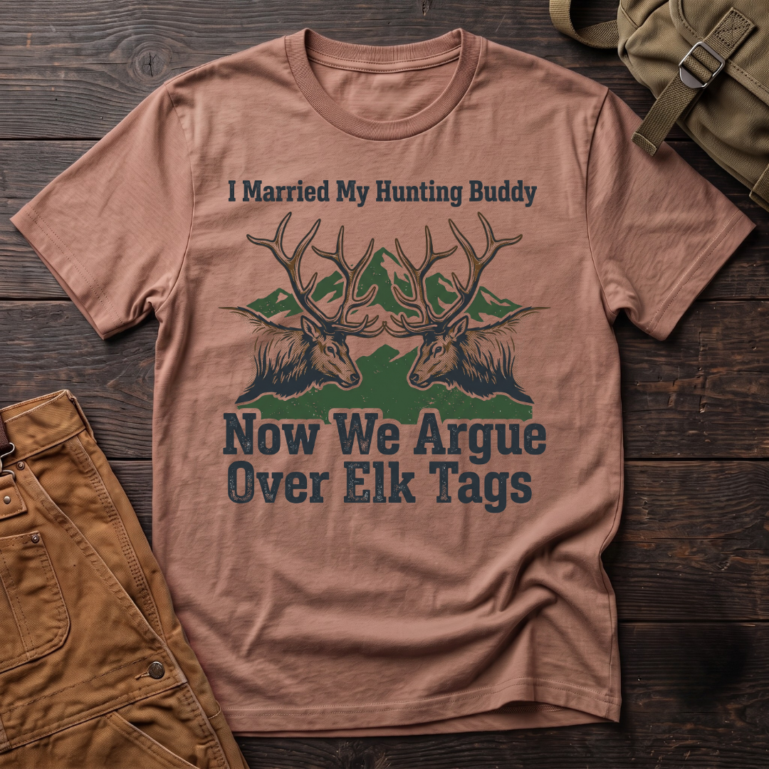 I married my hunting body T-shirt