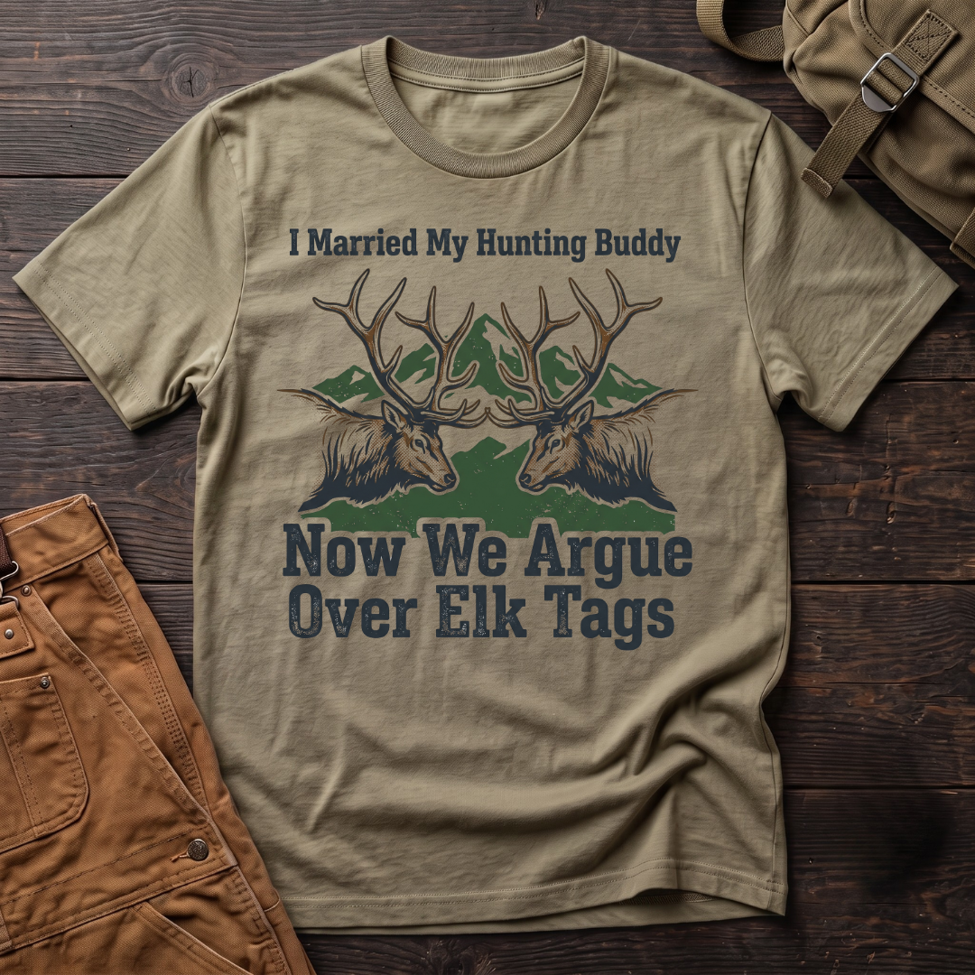 I married my hunting body T-shirt
