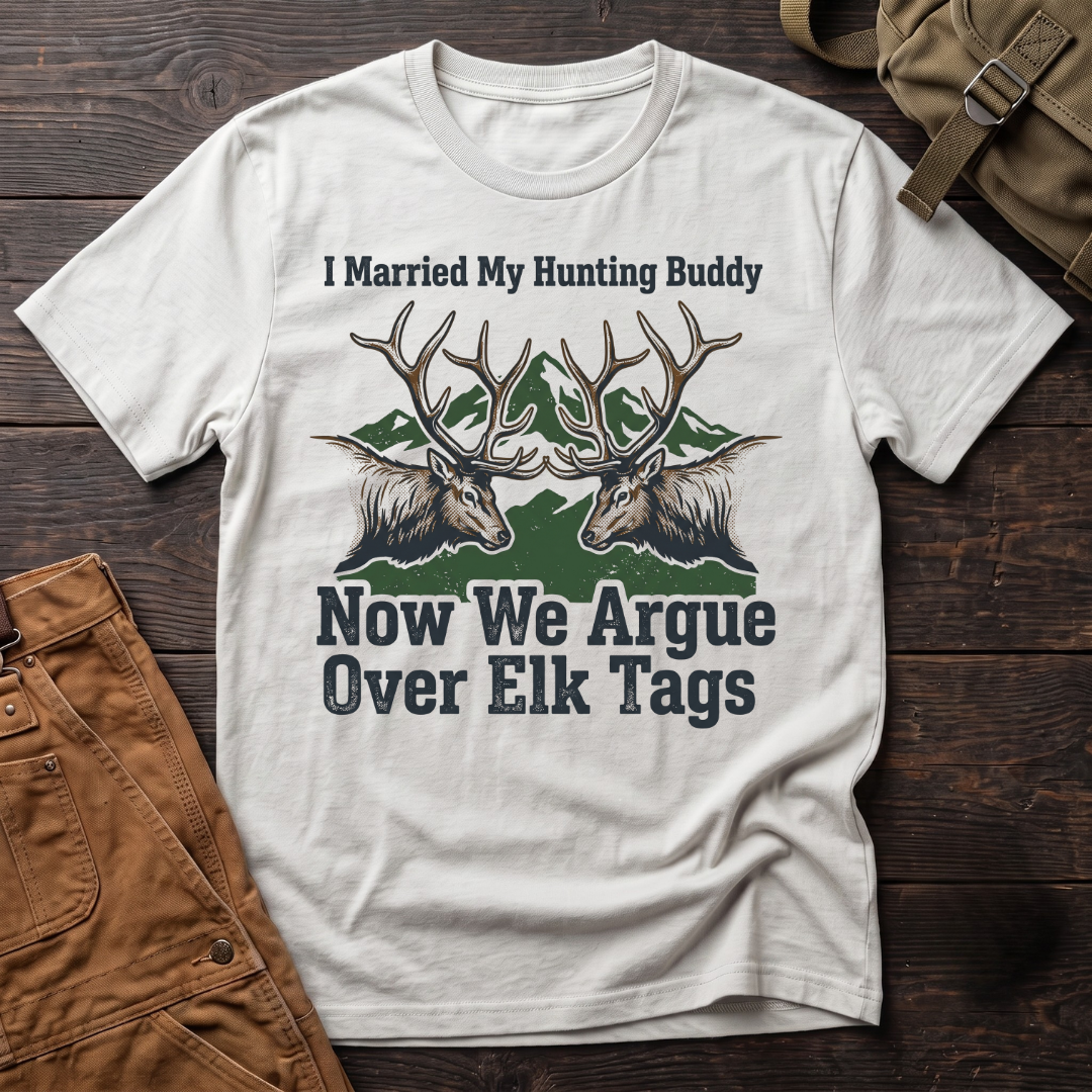 I married my hunting body T-shirt
